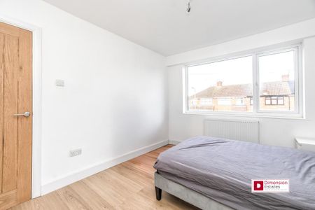 3 bedroom terraced house to rent - Photo 4