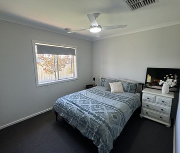 4 BEDROOM HOME IN SANCTUARY PARK! - Photo 5
