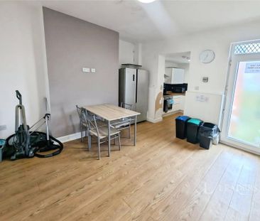 1 bedroom property to rent Corporation Street, Barnsley, S70 - Photo 2