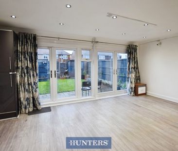 3 bedroom House To Let Total Size: 937 SQ FT - Photo 5