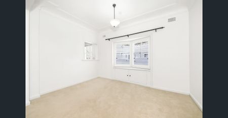 Beautiful apartment in boutique complex - Photo 2
