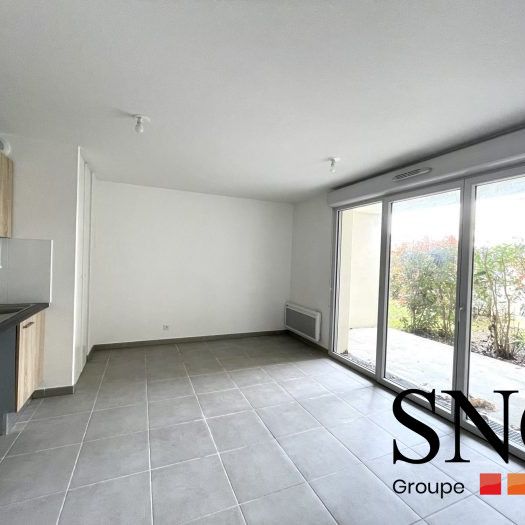 T2 AVEC TERRASSE / JARDIN ET PARKING - Photo 1