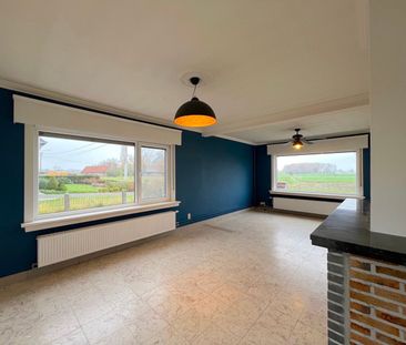 Vrijstaande woning met drie slaapkamers, tuin en garage - Photo 3