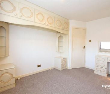 4 bedroom detached house to rent - Photo 6