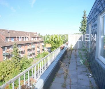 ** Maisonettewohnung mit Balkon** für Singles in gepflegtem Umfeld ! - Foto 2