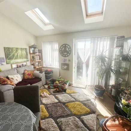 2 bedroom house to rent - Photo 1