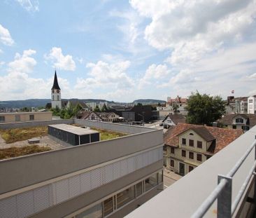 Schöne Attikawohnung im Zentrum der Stadt Wil mit Weitsicht! - Photo 3