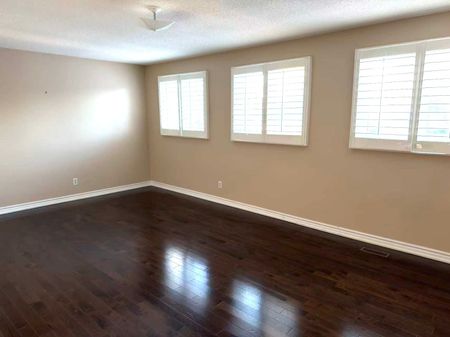 For Lease - 52 Brooklyn Crescent, Markham, Ontario - Photo 2