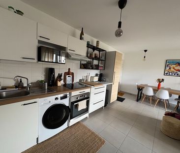 Appartement à louer à Marseille 3 pièce(s) 60 m2 avec terrasse et p... - Photo 2
