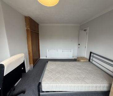 Arnside Place, Heslington Road - P1886 - Photo 4