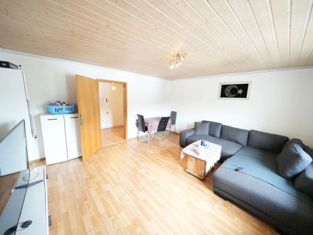 Schöne und geräumige 5,5 Zimmer Wohnung in Neckarhausen - Foto 3