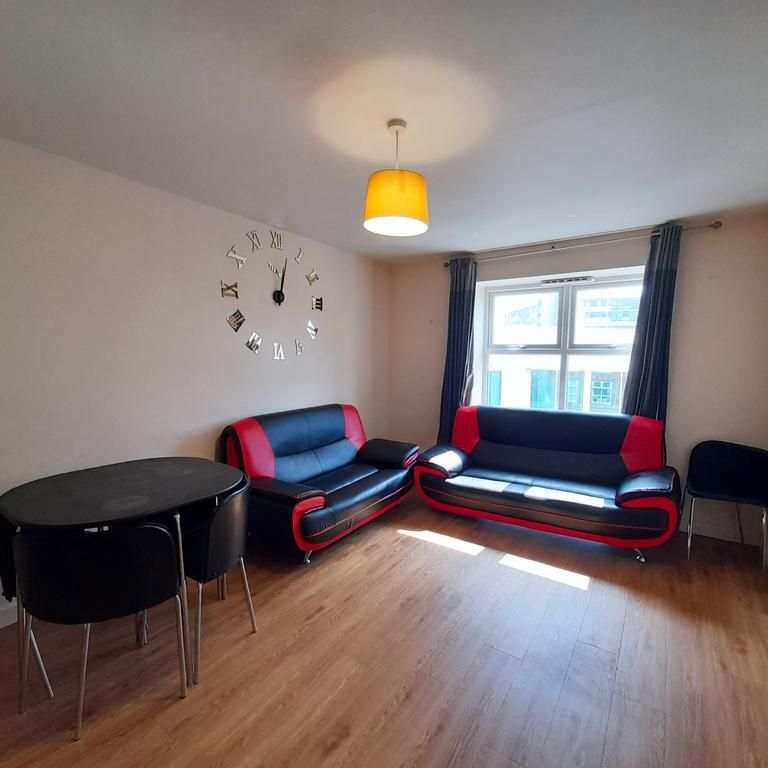 3 bedroom apartment to rent - Photo 1
