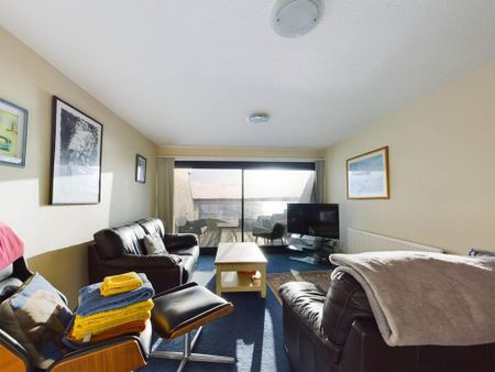 3 bedroom townhouse to rent - Photo 2