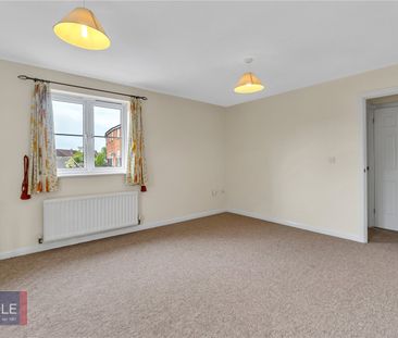 Beechcroft Walk, - Photo 2