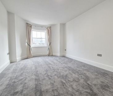 4 bedroom terraced house to rent - Photo 4