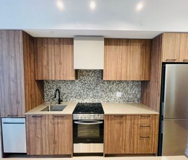 For Lease - 10 Lagerfeld Drive Unit# 502, Brampton, Ontario - Photo 2