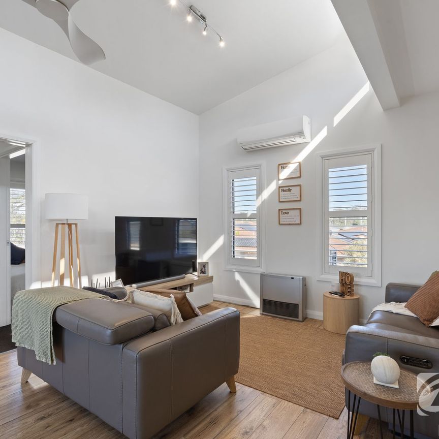 Tuncurry Townhouse - Central Location - Photo 1