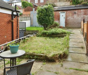 3 bedroom terraced house to rent - Photo 4