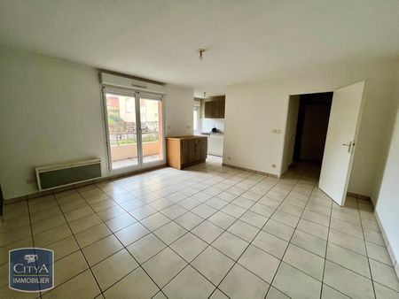 Location Appartement 2 pièces 47m² DEVILLE LES ROUEN 76250 - Photo 2