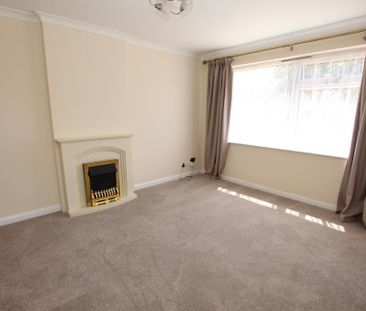 2 bedroom bungalow to rent - Photo 1