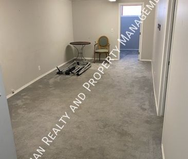 1 Bedroom + Den, 1 Bath Basement Suite - Photo 3