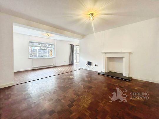 Applegarth Avenue, Guildford, Surrey, GU2 8LX - Photo 1