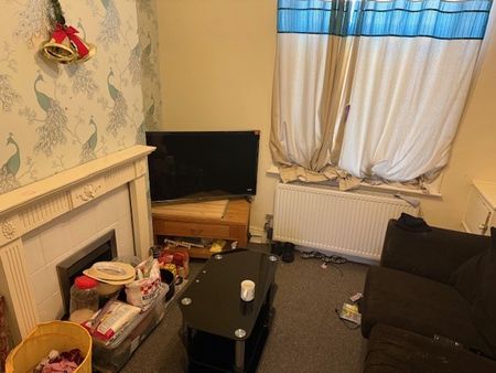 Windsor Street - Photo 2