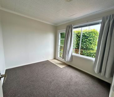 Tidy 3-Bed Home in Sought-After Stanmore Bay - Photo 6