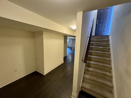 For Lease - 203 Sussexvale Drive Unit# Bsmt, Brampton, Ontario - Photo 3