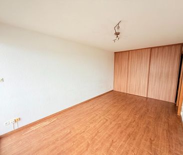 Location Appartement 1 pièce 31m² - Photo 2