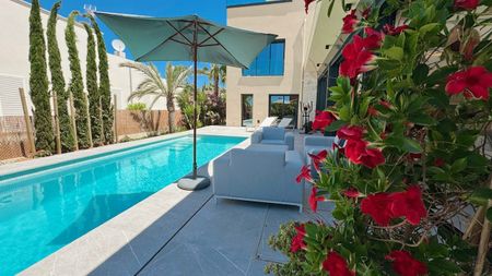 54 Carrer Porrassa, Campos, Balearic Islands 07639 - Photo 3