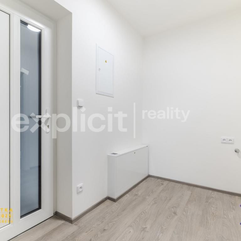 Pronájem bytu 1+kk 27 m2 - Photo 1