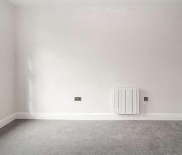 Waverley Road, Kenilworth, CV8 - Photo 2