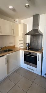 Heol Glan Rheidol, Cardiff - Photo 3