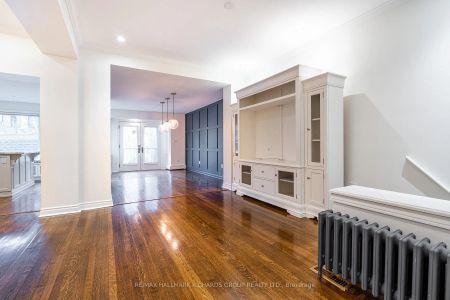 Detached Home For Lease | E9036091 - Photo 3