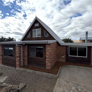 Charming Cottage Living in Dalgety - Photo 2