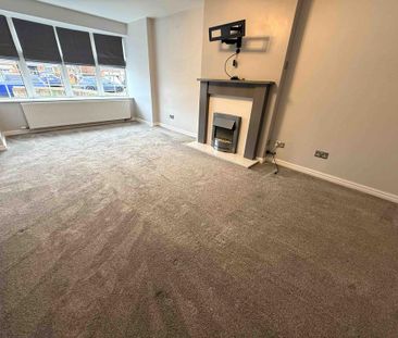 4 bedroom detached house to rent - Photo 3