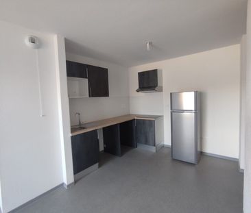Location Appartement 3 pièces 59m² NIMES 30000 - Photo 1
