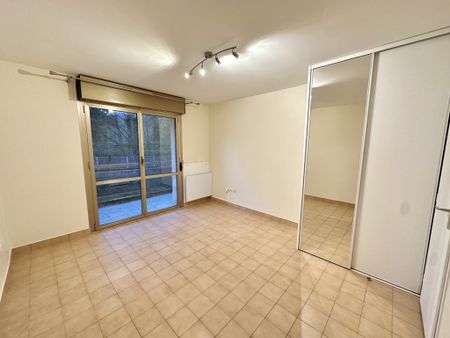 Location Appartement 1 pièce 18m² ST MARTIN D HERES 38400 - Photo 3