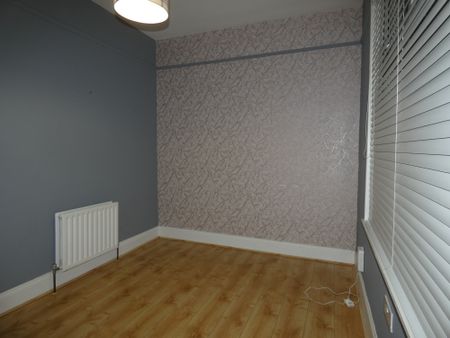 46 Portstewart Road, Coleraine, BT52 1RP - Photo 3