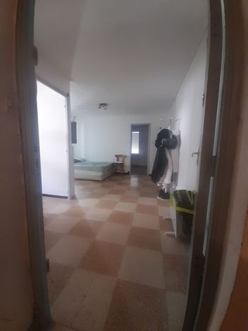 T3 - Photo 3