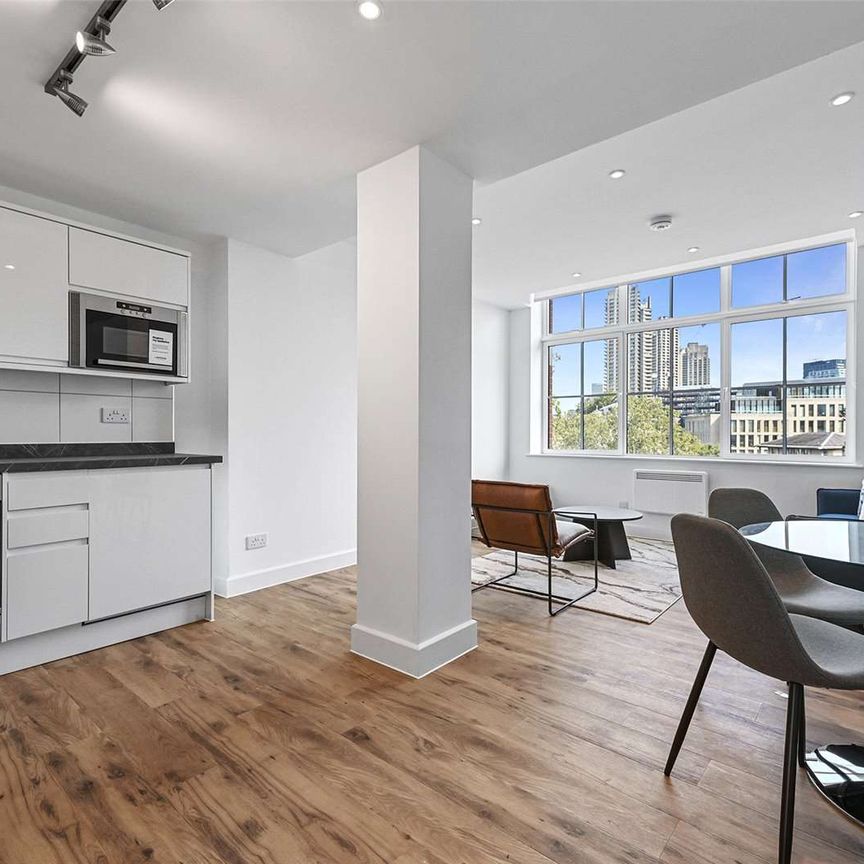 West Smithfield, London, EC1A 9HZ - Photo 1