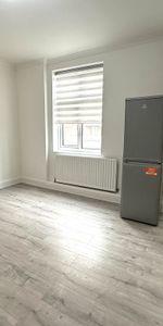 Horn Lane, London - Photo 4