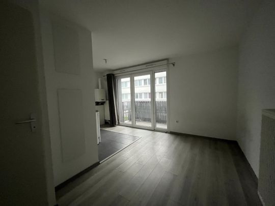 Location Appartement 22m² WASQUEHAL 59290 - Photo 1