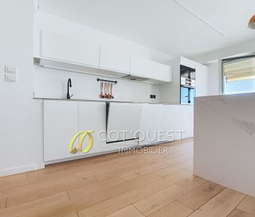 Location Appartement 3 pièces 77m² NICE 06200 - Photo 5