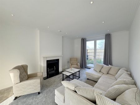 Whistler Drive, Barnet, London - Photo 3