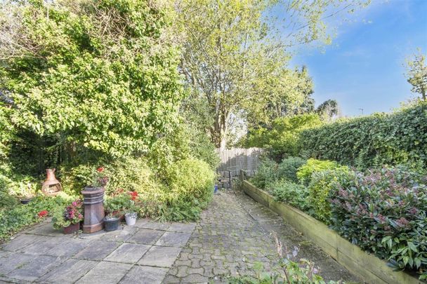 Bluebell Cottage, Cupola Lane, Grenoside, S35 8NQ - Photo 1