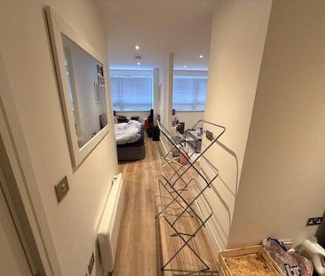 Studio to rent - Photo 6