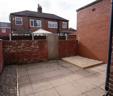 Rushden Road, Manchester, M19 - Photo 2
