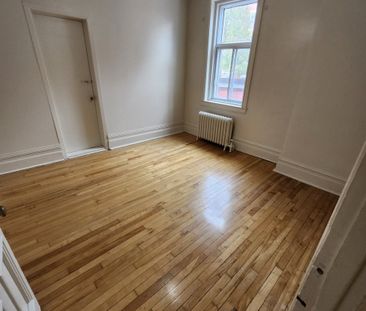 3578 Rue Aylmer apartment — Montréal, QC (2-Bedroom) - 2 Bedroom - Photo 5